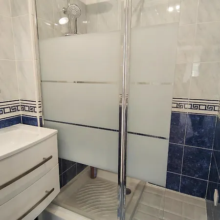 Spacious Nest With Terrace And Shared Pool Appartement *